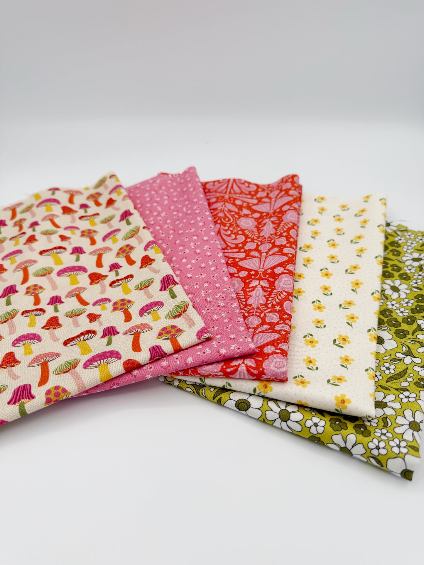 Summer Sorbet Fat Quarter Bundle, Shop Curated Quilt Cotton Fabric Bundle, 5 Pieces