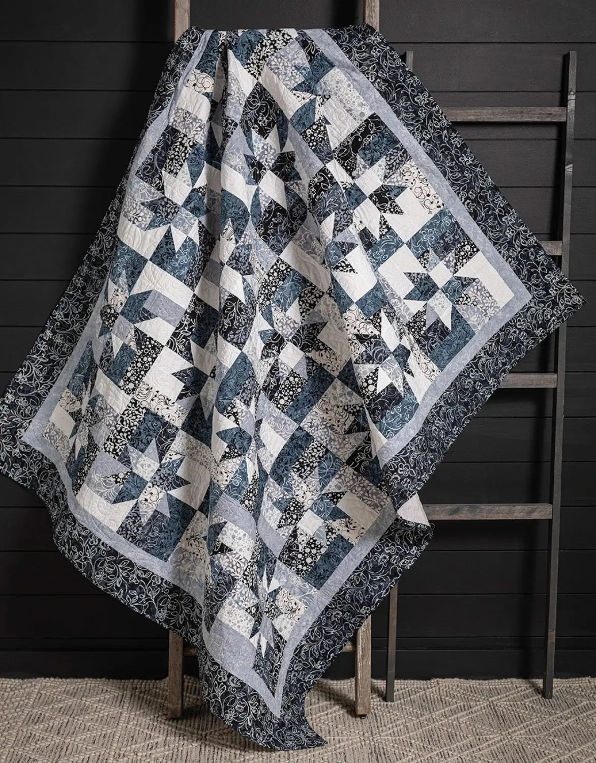 Forever Fabulous Fat Quarter Quilts by Scott A. Flanagan — Annie's Quilting Groovy Quilt Co